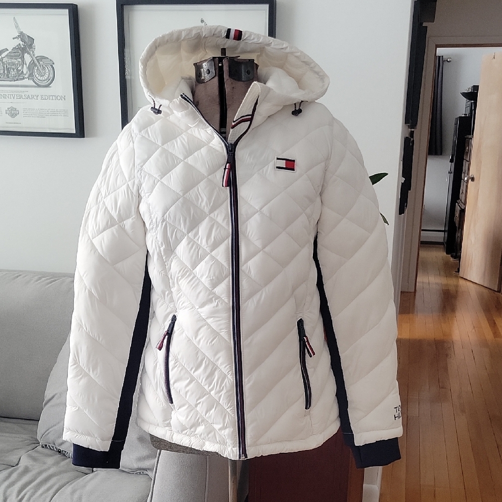 Tommy Hilfiger Puffer Jacket, Medium, White/Red/Blue